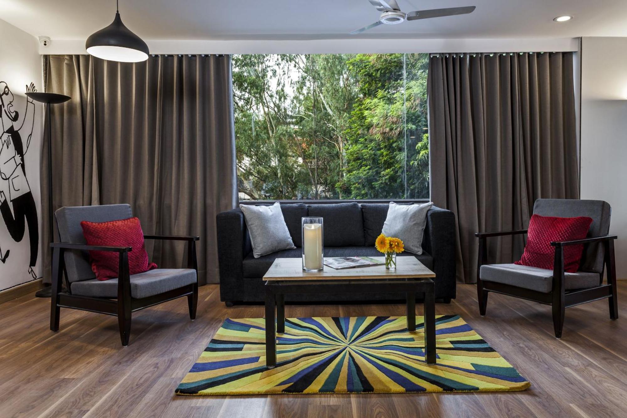 Townhouse Cr Park Near Lotus Temple Otel Yeni Delhi Dış mekan fotoğraf